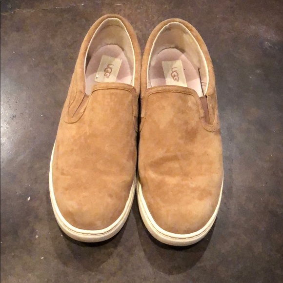 ugg slip on shoes - Picture 1 of 2